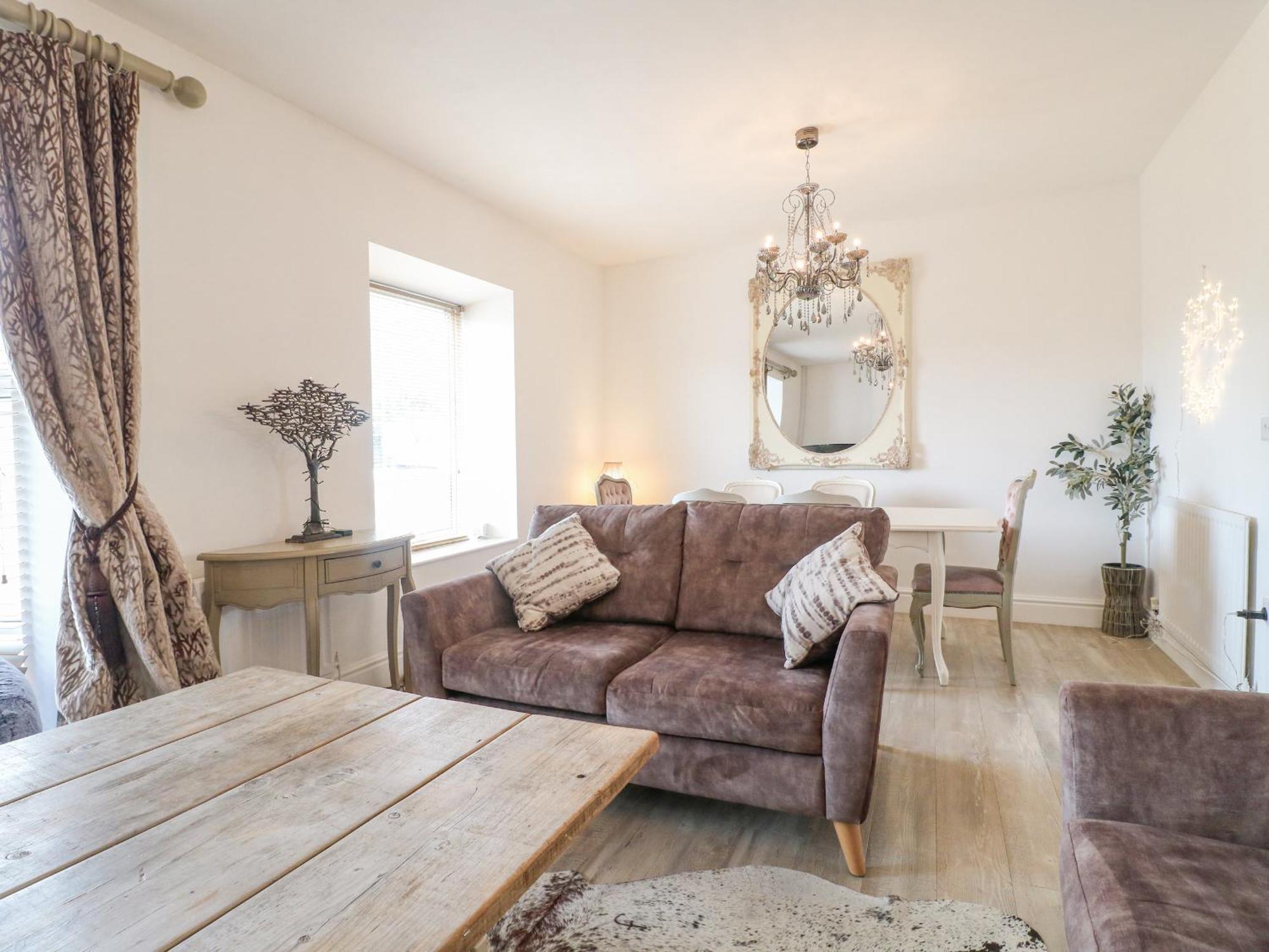 Matlock Maisonette Bagian luar foto